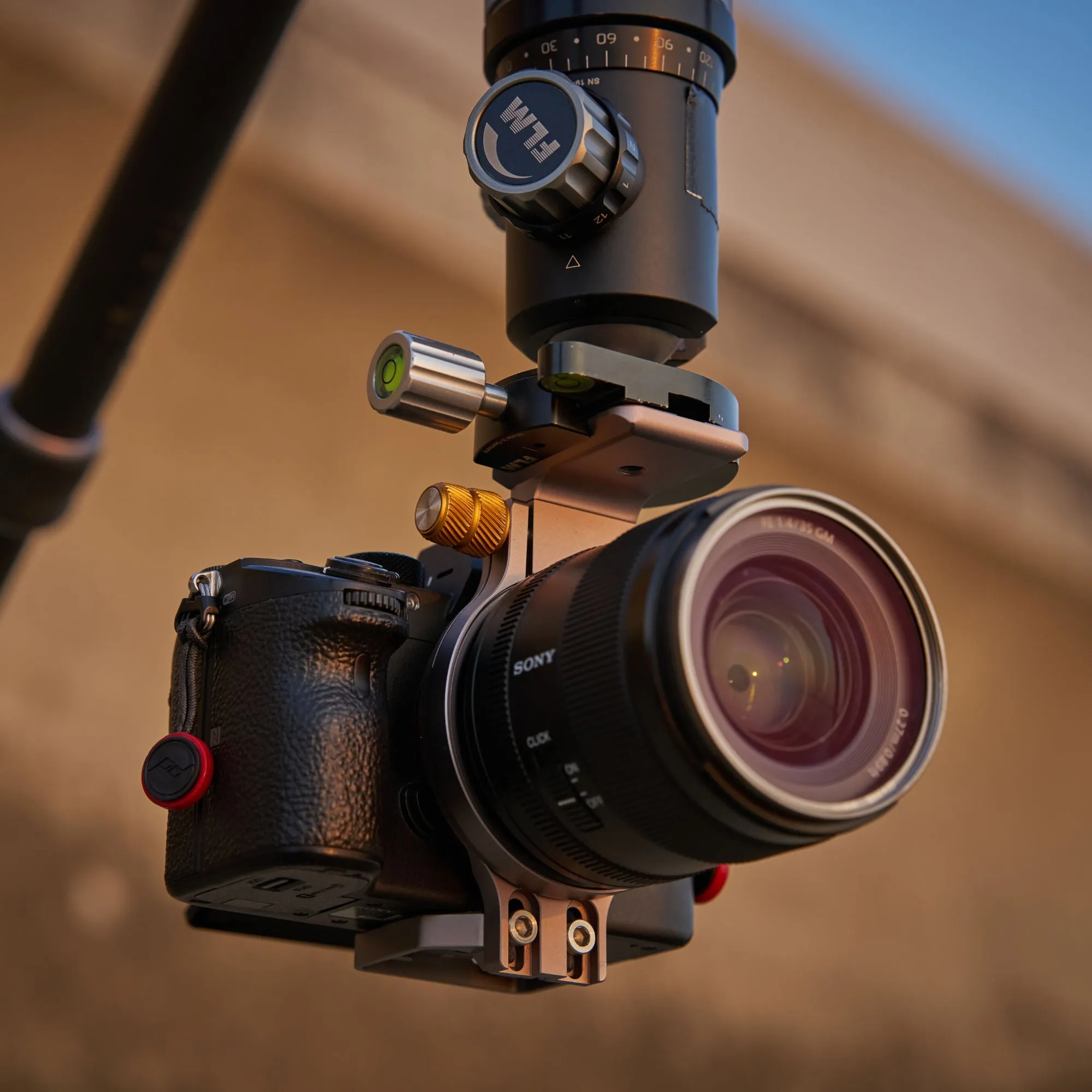 NiSi Wizard W-63 Camera Positioning Bracket for Sony